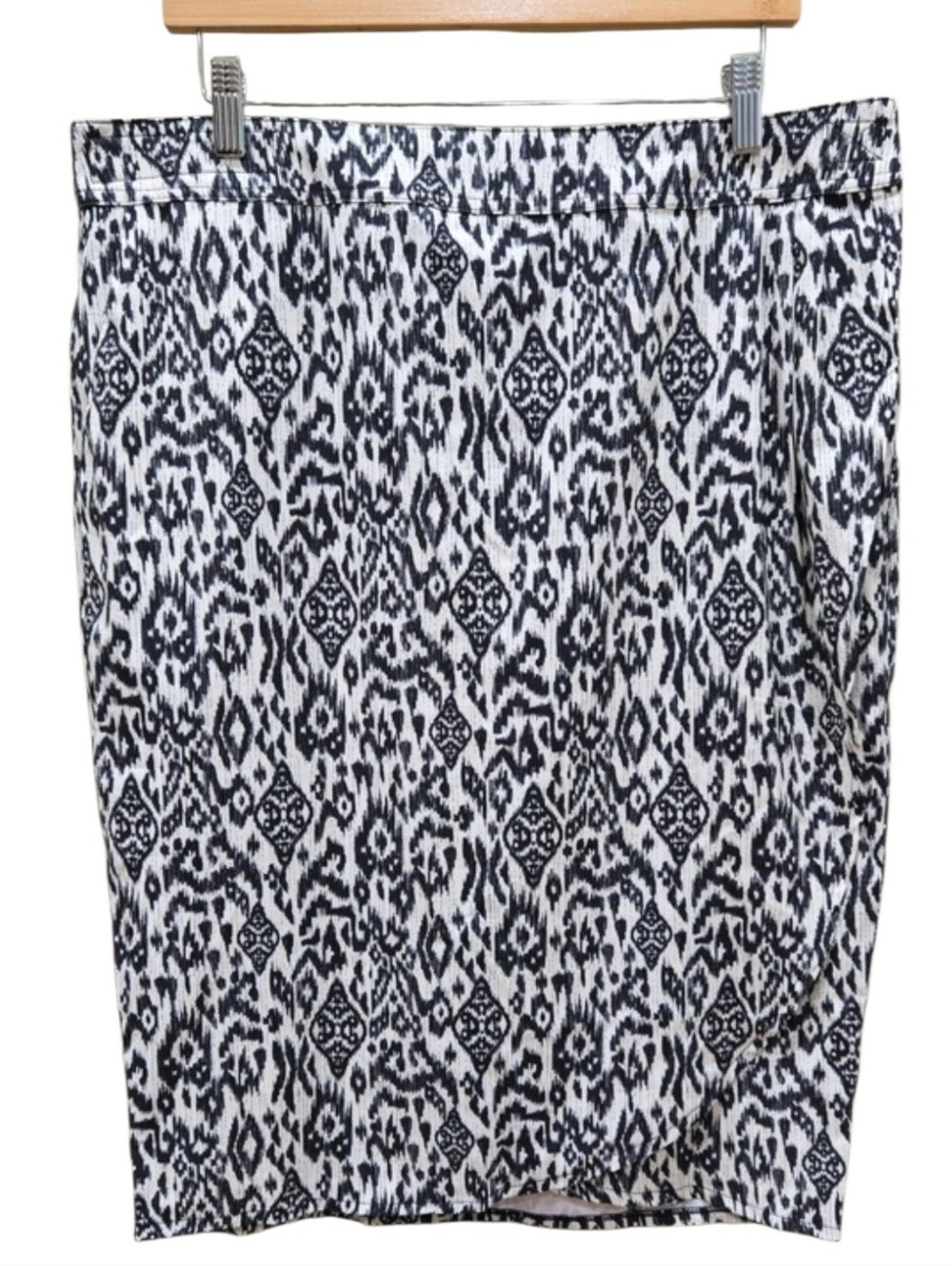 RipSkirt Hawaii Wrap Skirt Length‎ 3 Indo Ikat XL Pockets Vacation Cruise Swim
